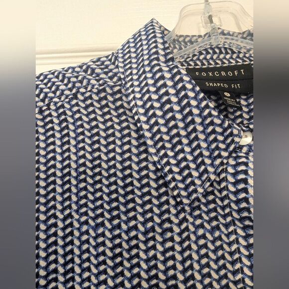 Foxcroft Shaped Fit Women's Size 14 White Button-Up Shirt Long Sleeve Rayon Top - Picture 7 of 9